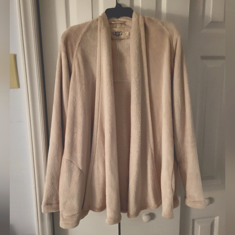 UGG SHAWL COLLAR SHRUG SIZE M TAUPE